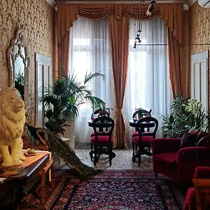 friendly-venice-suites.hotelslidodijesolo.com/